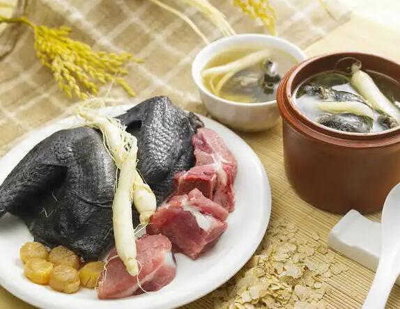 麻豆精品久久国产廠家提示三伏天，吃“偏堿”食材，補充微量元素更加全麵